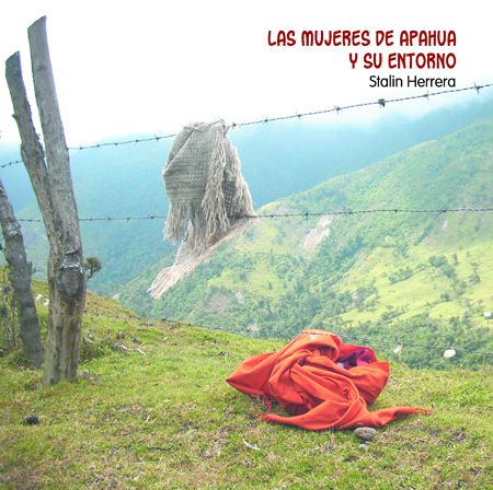 Herrera, Stalin <br>Las mujeres de Apahua y su entorno<br/>Quito: Instituto de Estudios Ecuatorianos (IEE). 2010. 56 páginas 